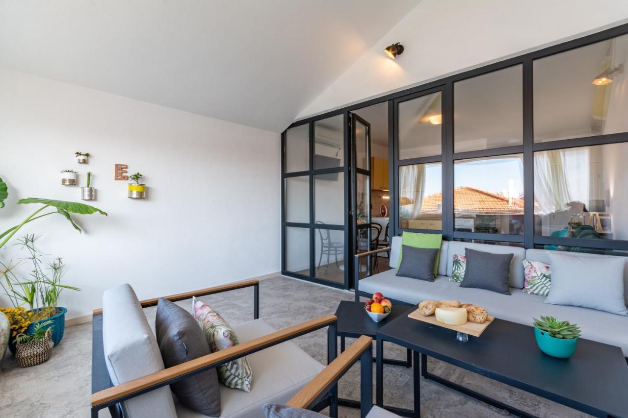 Apartments Lota On Top Location Supetar Exterior photo
